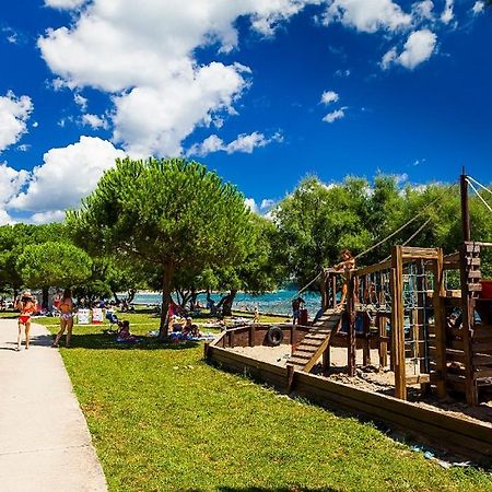 Apartments Villa Rivarella Novigrad  Номер фото