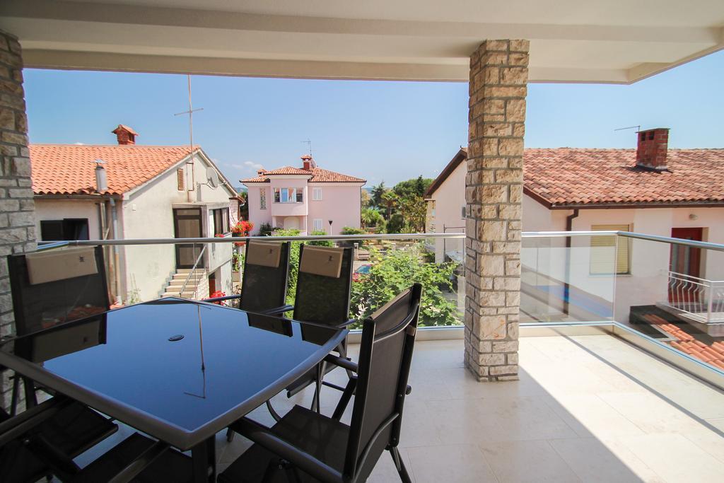 Apartments Villa Rivarella Novigrad  Номер фото