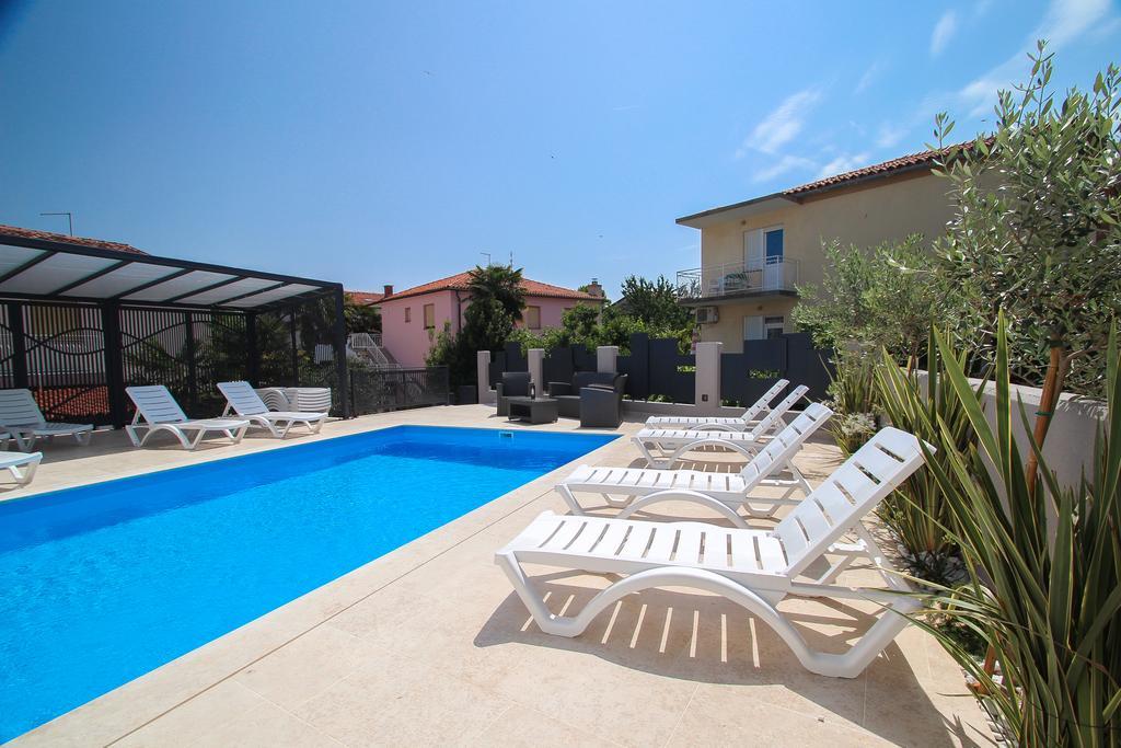 Apartments Villa Rivarella Novigrad  Номер фото